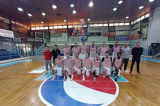 ΔΙΑΓΟΡΑΡΑ με super star... Elame!