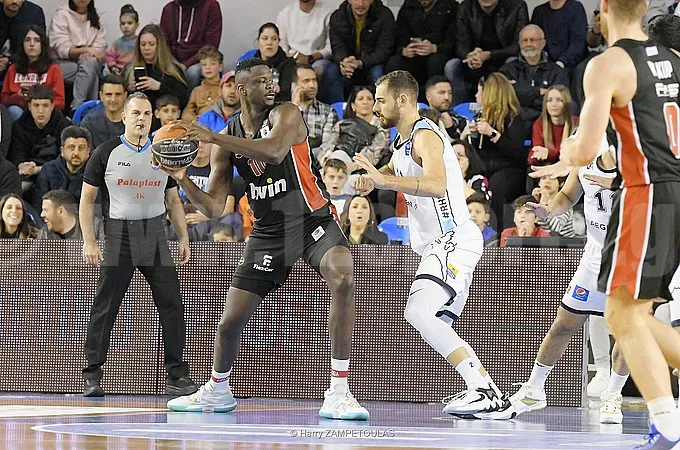 Οι ''σφυρίχτρες'' της Basket League!