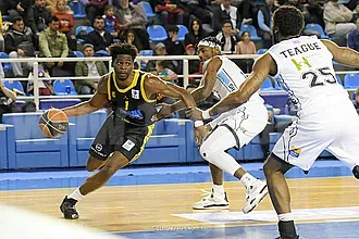 Οι ''σφυρίχτρες'' της Basket League!
