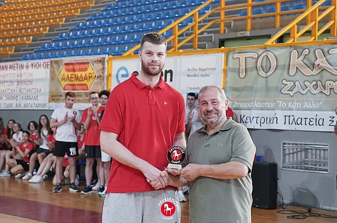''Είμαι χαρούμενος που επέστρεψα στον Ιπποκράτη''!