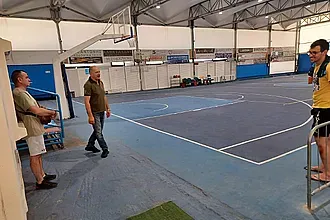 Στην Κάρπαθο για το... παρκέ!