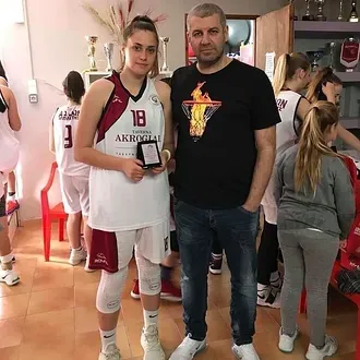 Επέστρεψε στον Ιπποκράτη η Αθανασοπούλου!