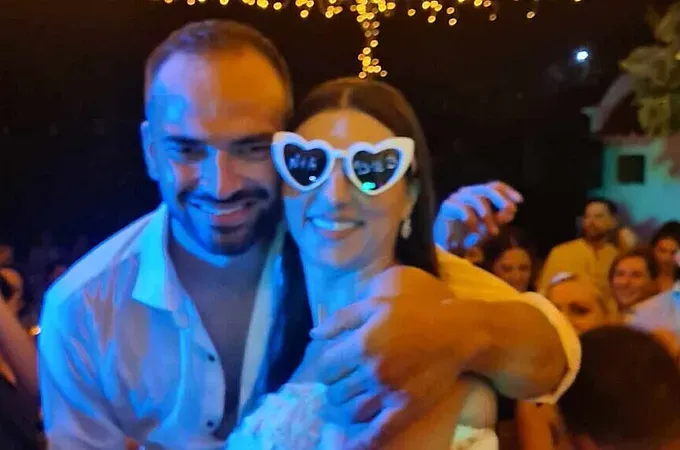 Νικόλα και Αφροδίτη να ζήσετε!
