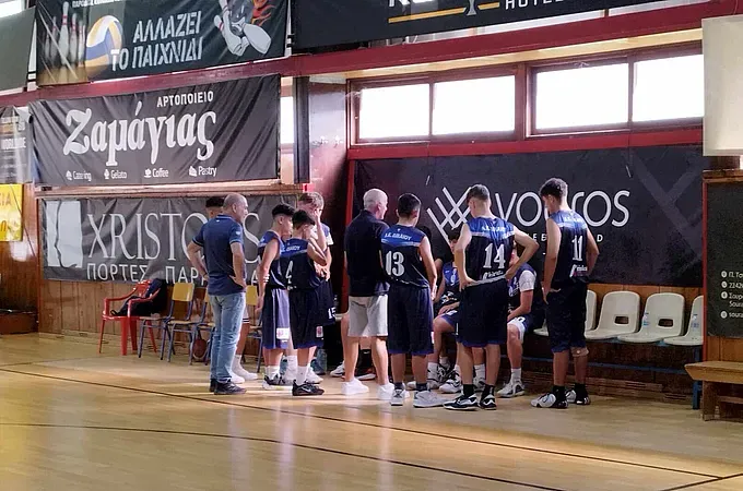 ΕΦΗΒΟΙ: Φοίβος- Α.Ε. Δικαίου 51-67