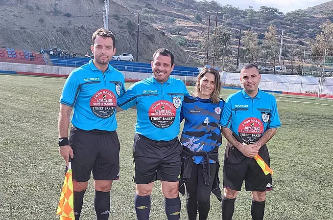 Ο Ζαρίδας στους Αγίους Αποστόλους!
