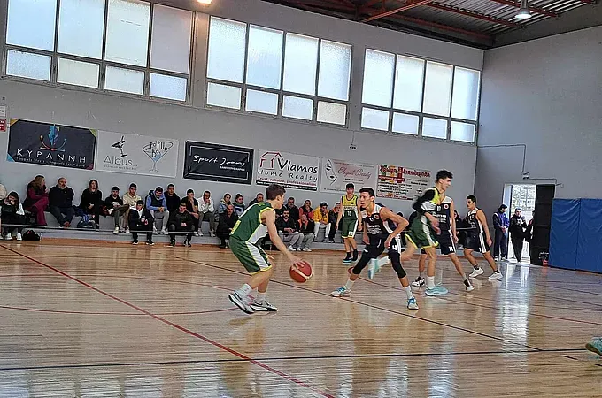 ΠΑΙΔΕΣ: Ακαδημία- Έσπερος 50-42