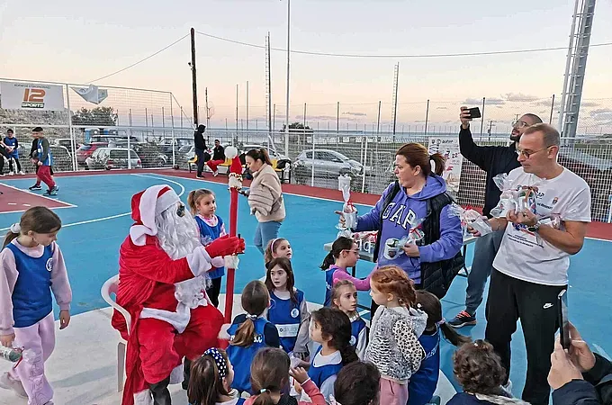Γιόρτασαν και διασκέδασαν στη Λίνδο!