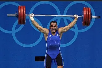 Ο Ηρακλής Μαριτσών τιμάει τον Πύρρο Δήμα!