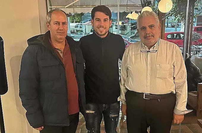 Και επίσημα στην Α.Ε.Ρ.Α. ο Σπαχιού!