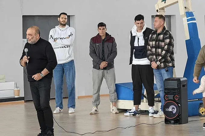 Η Ελπίδα έκοψε την πίτα της!