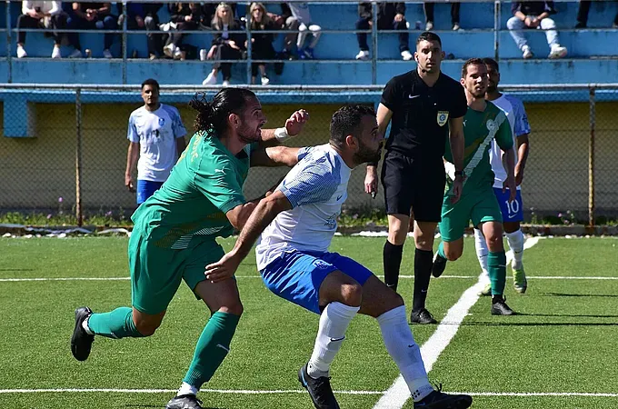 ''Κόλλησε'' η Ρόδος με τη Μύκονο!