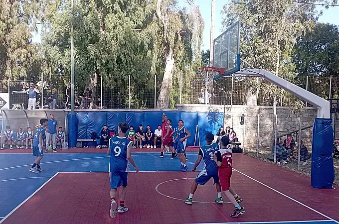Το τελευταίο εισιτήριο στην Καρδάμαινα!