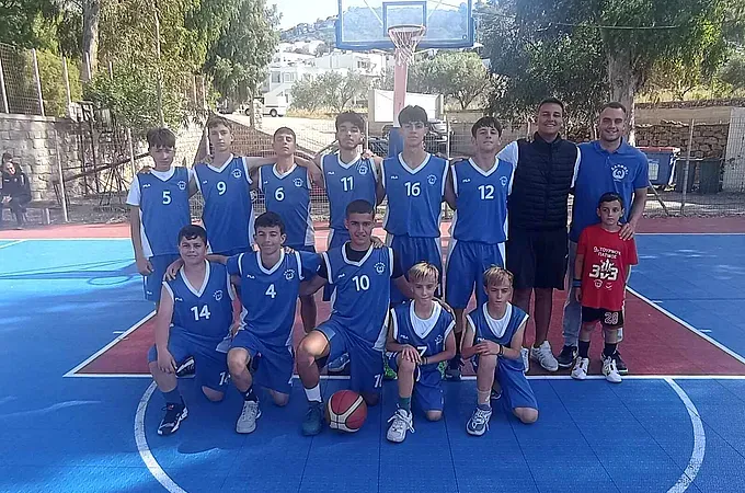 Φουλ για το F-4 στους παμπαίδες ο Ξάνθος Πάτμου!