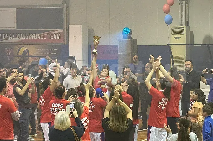 Οι ώρες των μπαράζ γυναικών στα Μελίσσια!