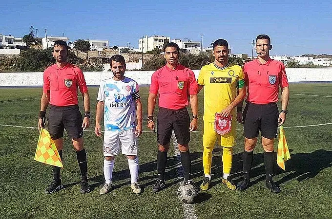 Ο Φοίβος ευχαριστεί τον Παμμηλιακό!