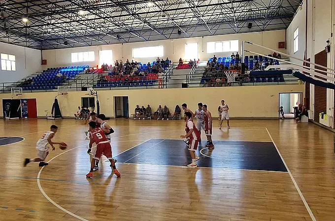ΕΦΗΒΟΙ: Πανιώνιος Λ.- Ηρακλής 2000 98-35