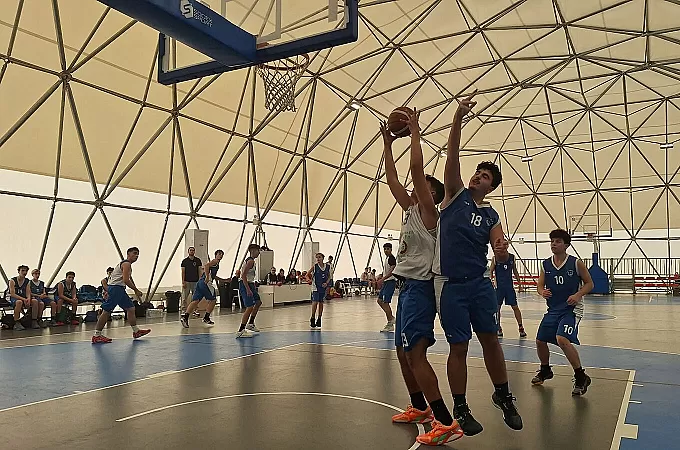 ΠΑΙΔΕΣ: Α.Ε. Δικαίου- Ξάνθος Π. 84-54