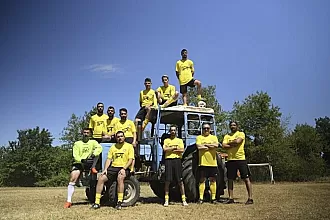 Η Αναγέννηση Έμπωνα στο... Village Libertadores!