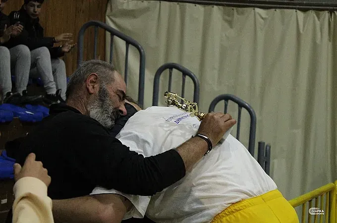 ''Το βραβείο αυτό είναι για σένα Μήτσο''!