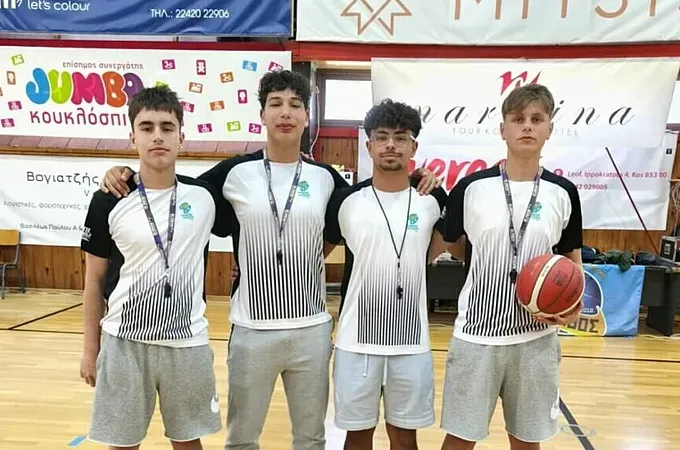 Ο Φοίβος στήριξε το πρόγραμμα ''Youth Officials''!