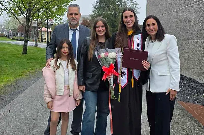 Αποφοίτησε με άριστα η Κουκιά από το Franklin Pierce University!