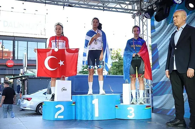 Νέα μετάλλια για Ρομποτού και Φακάζη!