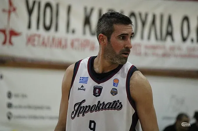 Ανανέωσε με τον Ιπποκράτη ο Τριτσάρης!