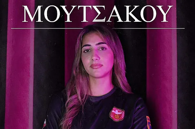 Παρέμεινε και η Μουτσάκου!