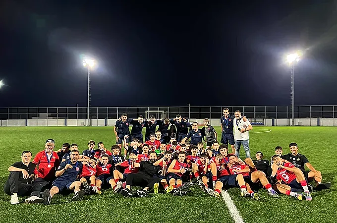 Πρωταθλητές Δωδεκανήσου U16 οι ΠΑΝΘΗΡΕΣ!