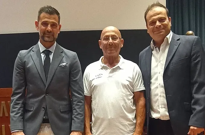 Πήρε το 9ο Dan o Καζαντζόγλου!