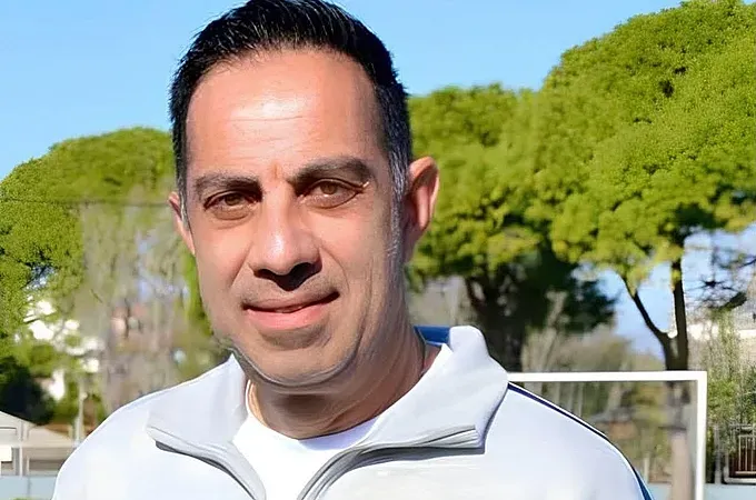 Ο Χατζηαντωνίου δίπλα στον Τζίμα!