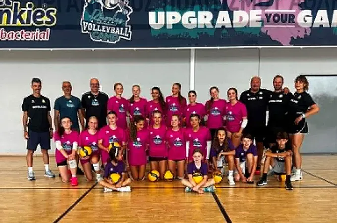 Η Boston United στη Ρόδο!