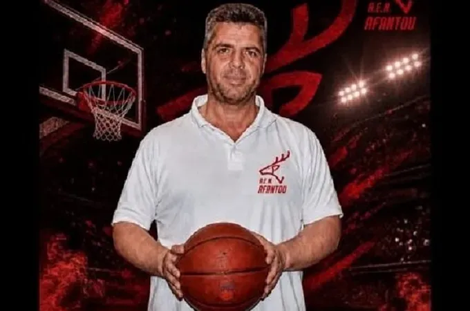 Τσακίρης και με τη... βούλα!