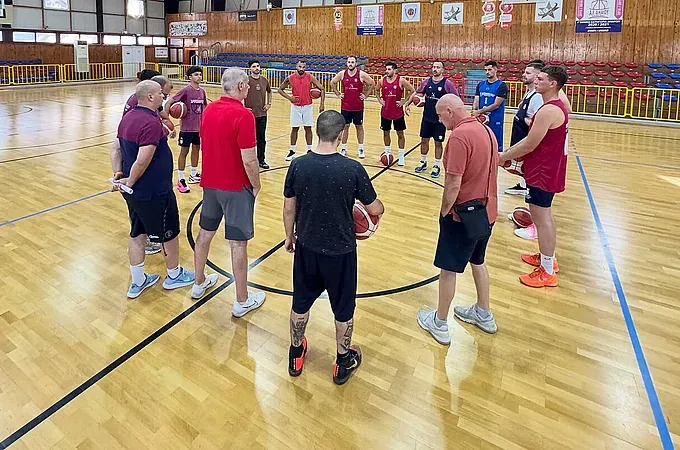 Ξεκίνησε ο νέος Ιπποκράτης (pics)! - Μπάσκετ www.12sports.gr