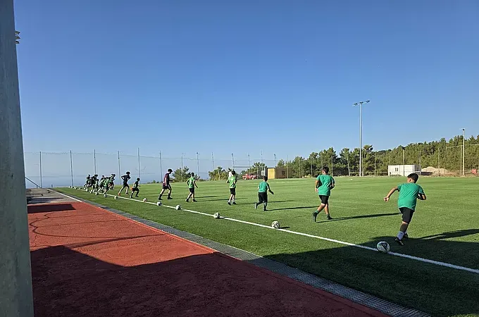 Ξεκίνημα με Χατζηγιαννάκη στις ακαδημίες της Αναγέννησης Έμπωνα!