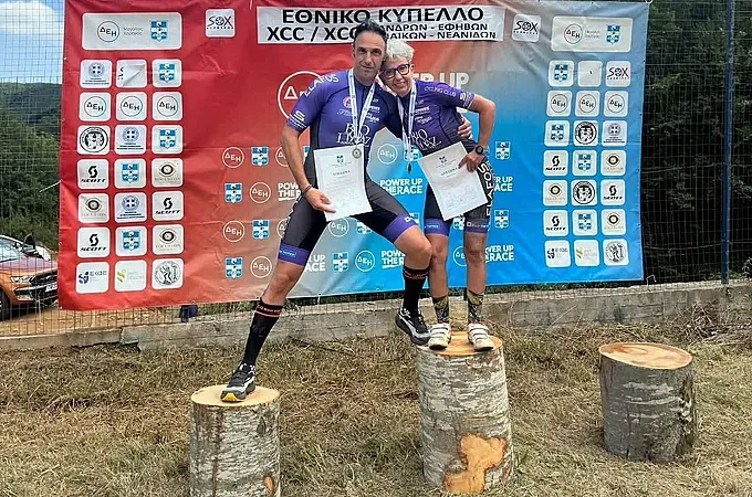 Διακρίσεις για Τσεσμεζή και Χαλαγιάννη!