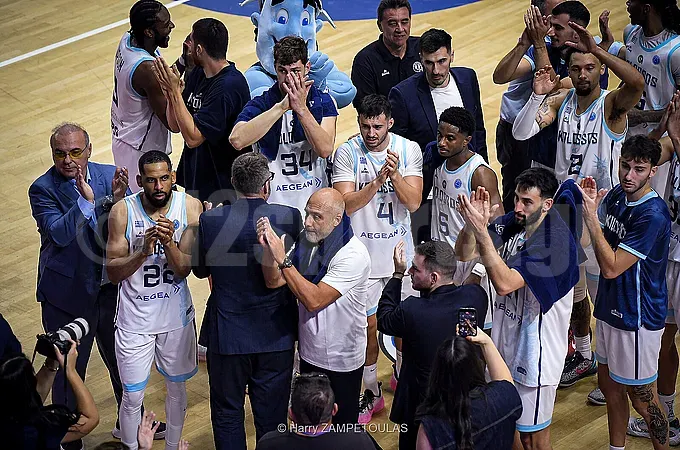 ΚΟΛΟΣΣΟΣ και... 1.700 χιλιόμετρα μακριά από τη Ρόδο! - Μπάσκετ www.12sports.gr