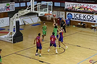 Οι διαφορές τον... στέλνουν στο F-4!