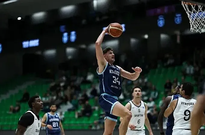 ''Αυτοκτόνησε'' στη Λισαβόνα ο Κολοσσός!