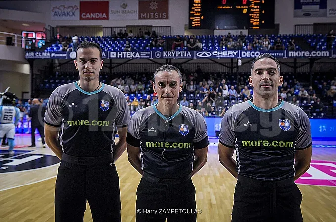 Οι ''σφυρίχτρες'' της G.B.L.! - Μπάσκετ www.12sports.gr