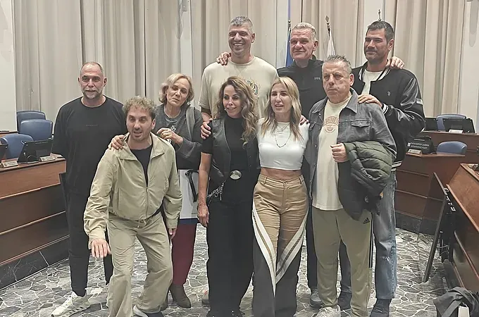 ''Παρέλαση αστέρων'' στο δημαρχείο!