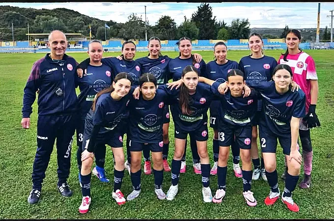 Ιστορική νίκη για την U17 του Σταυρού Καλυθιών!